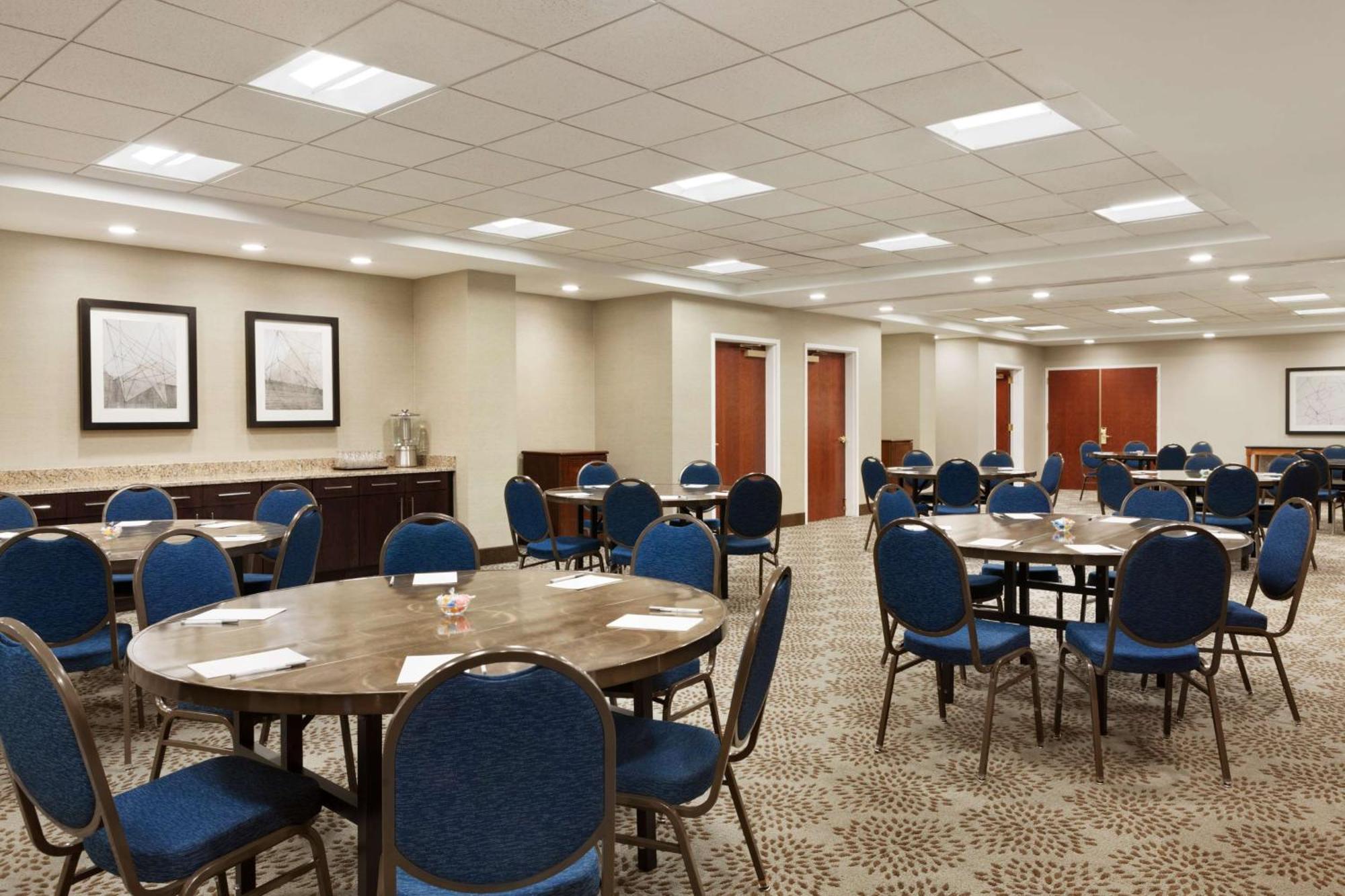 Hampton Inn Long Island-Brookhaven Farmingville Exterior foto
