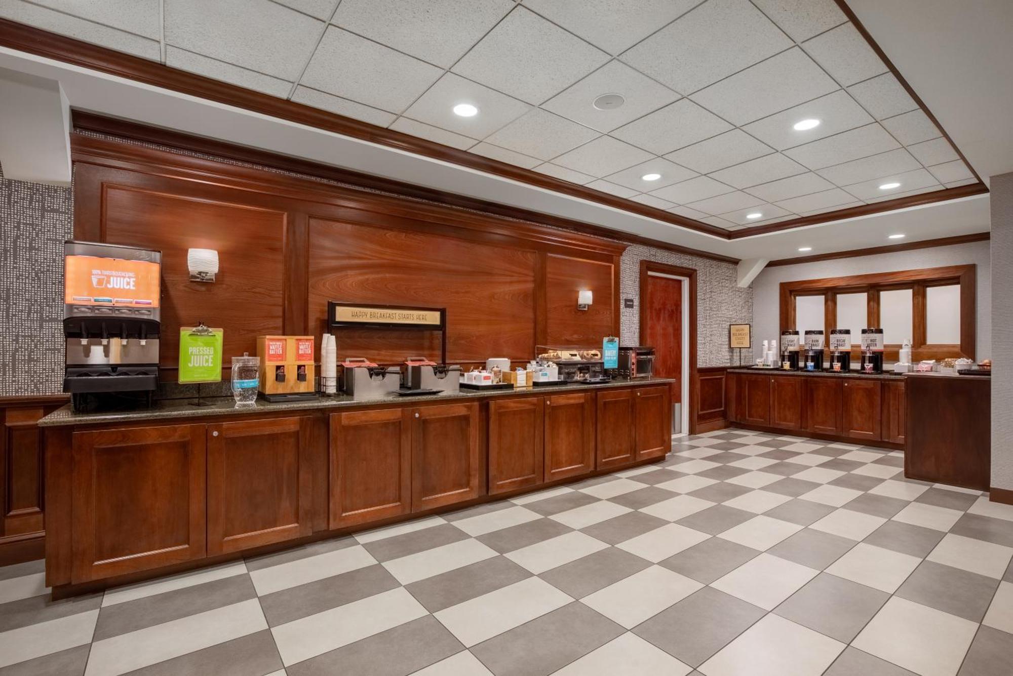 Hampton Inn Long Island-Brookhaven Farmingville Exterior foto