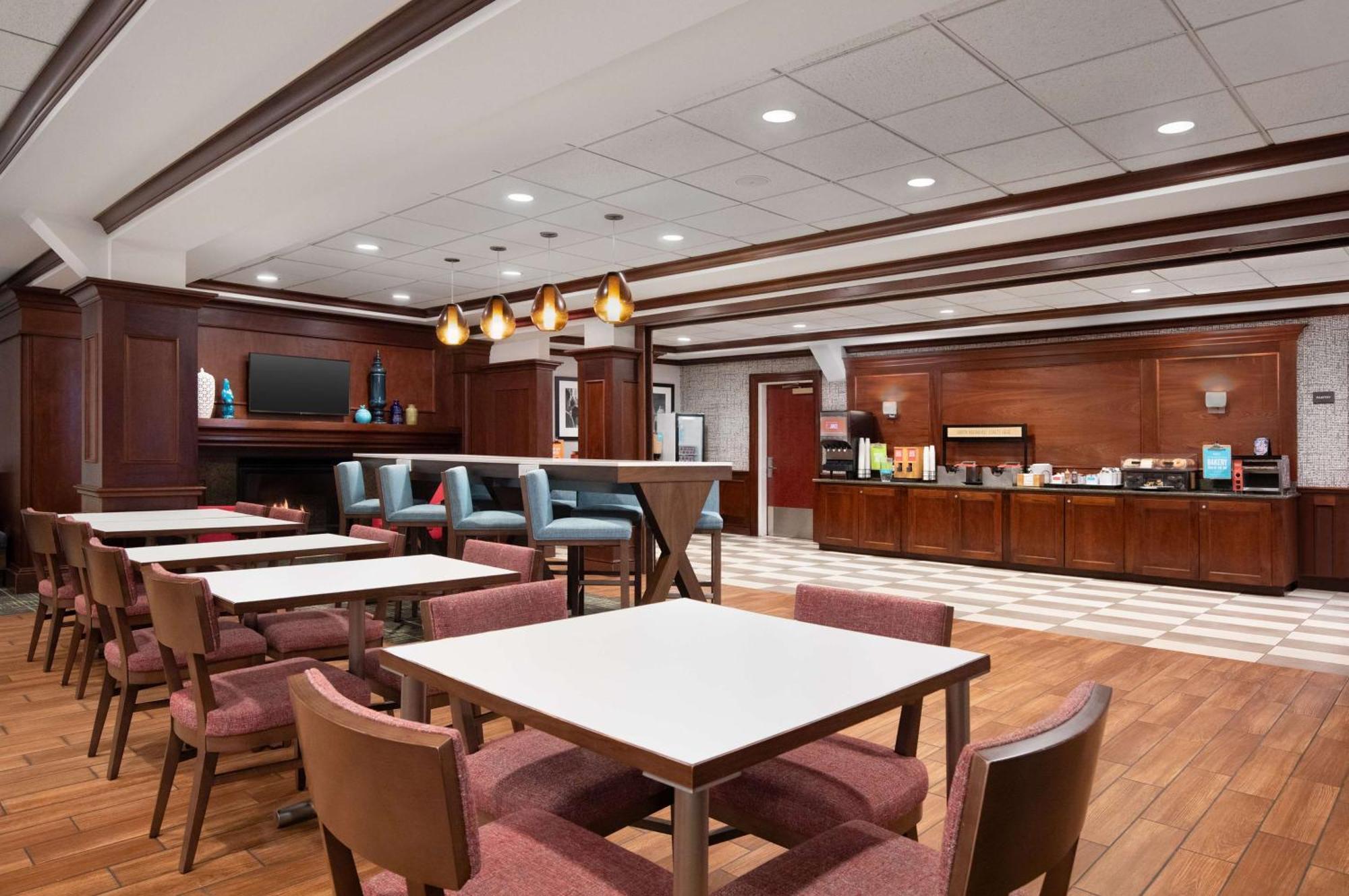 Hampton Inn Long Island-Brookhaven Farmingville Exterior foto