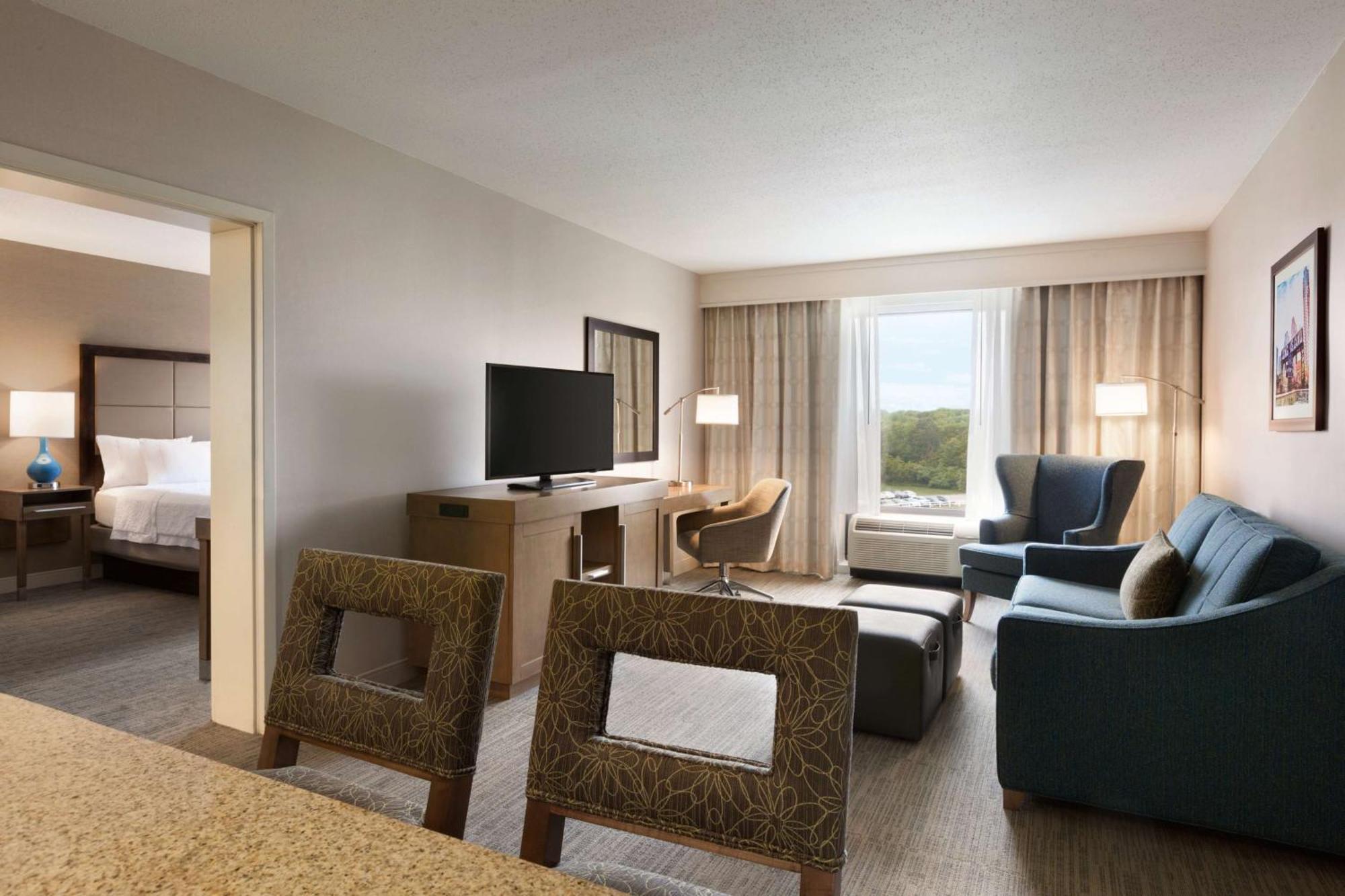 Hampton Inn Long Island-Brookhaven Farmingville Exterior foto
