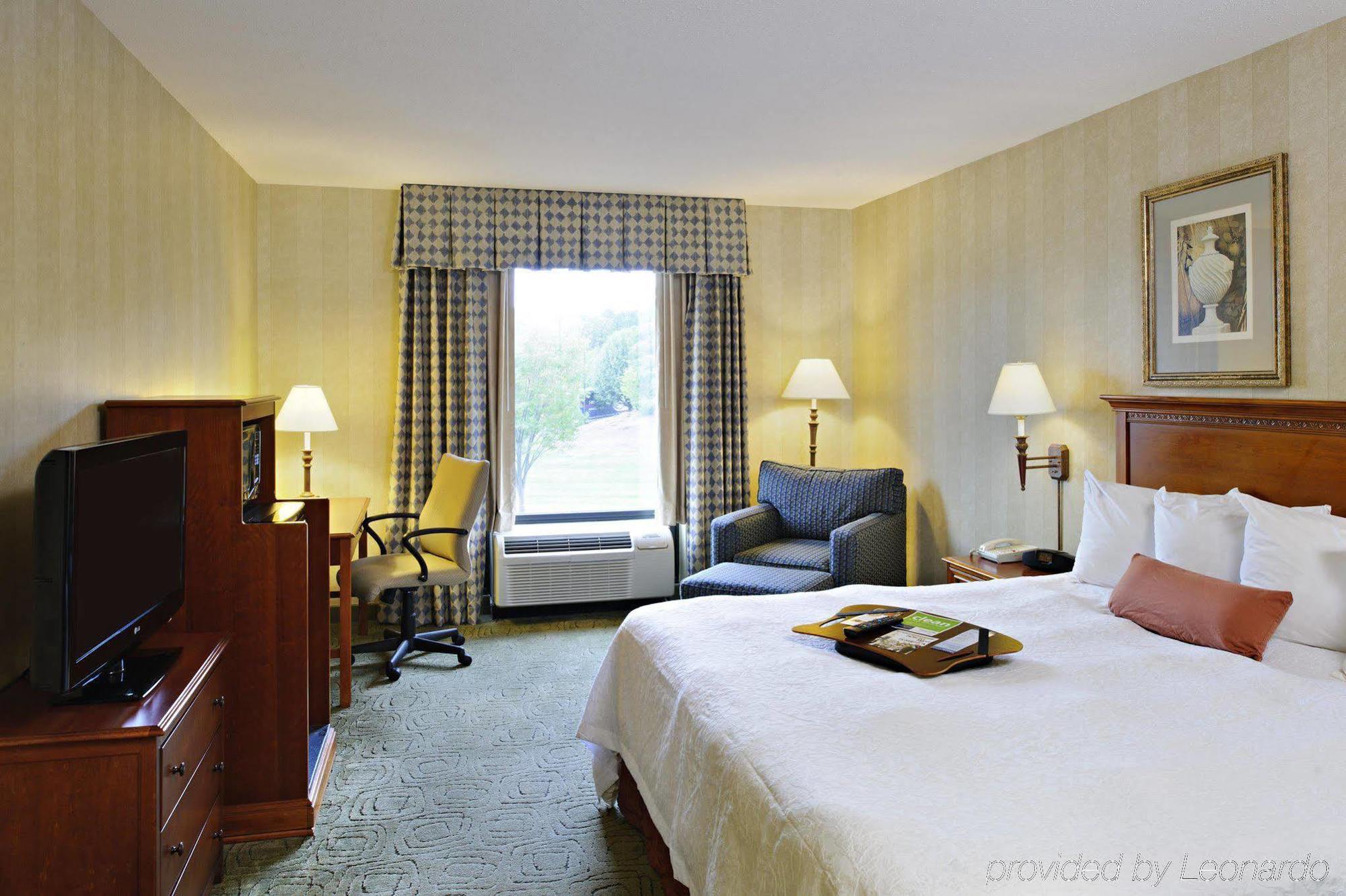 Hampton Inn Long Island-Brookhaven Farmingville Exterior foto
